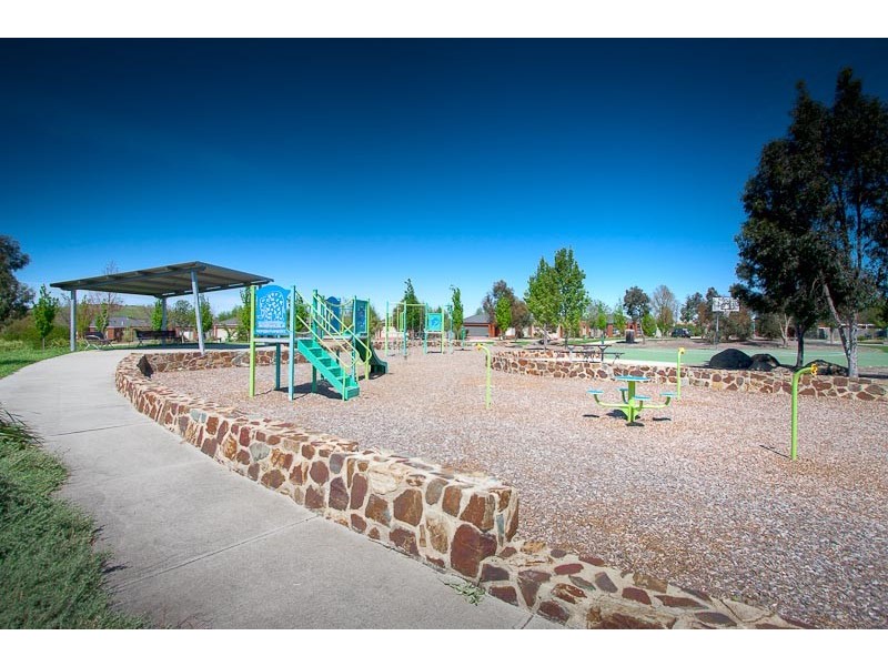 29 Massie Circuit, Sunbury VIC 3429