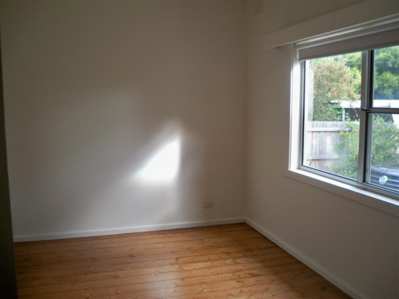 298 WATERLOO ROAD, Glenroy VIC 3046