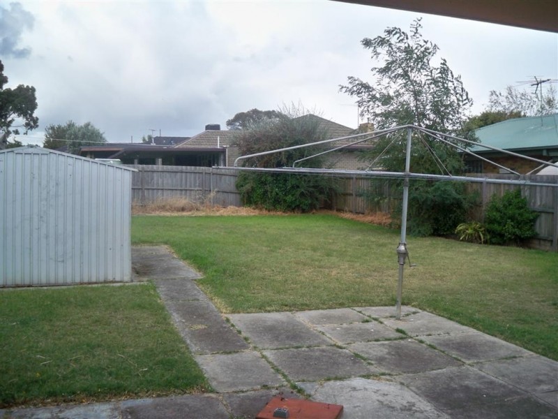 298 WATERLOO ROAD, Glenroy VIC 3046