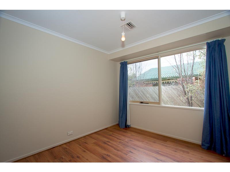 77 Muirfield Drive, Sunbury VIC 3429