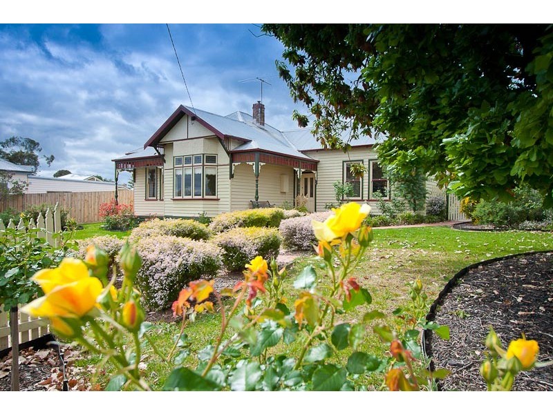 181 O’Shanassy Street, Sunbury VIC 3429