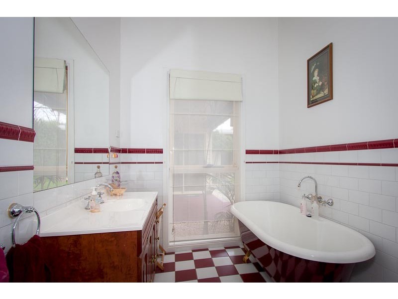 181 O’Shanassy Street, Sunbury VIC 3429