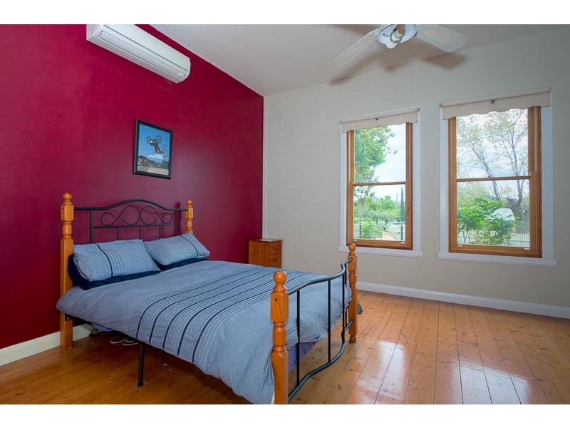 181 O’Shanassy Street, Sunbury VIC 3429