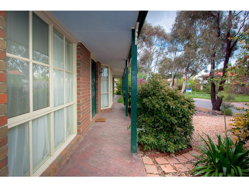4 Cypress Point Court, Sunbury VIC 3429