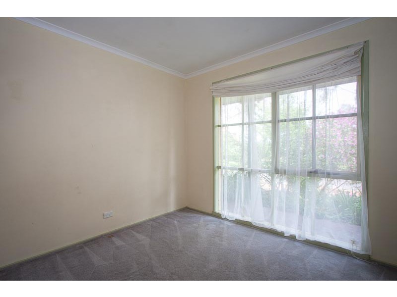 4 Cypress Point Court, Sunbury VIC 3429