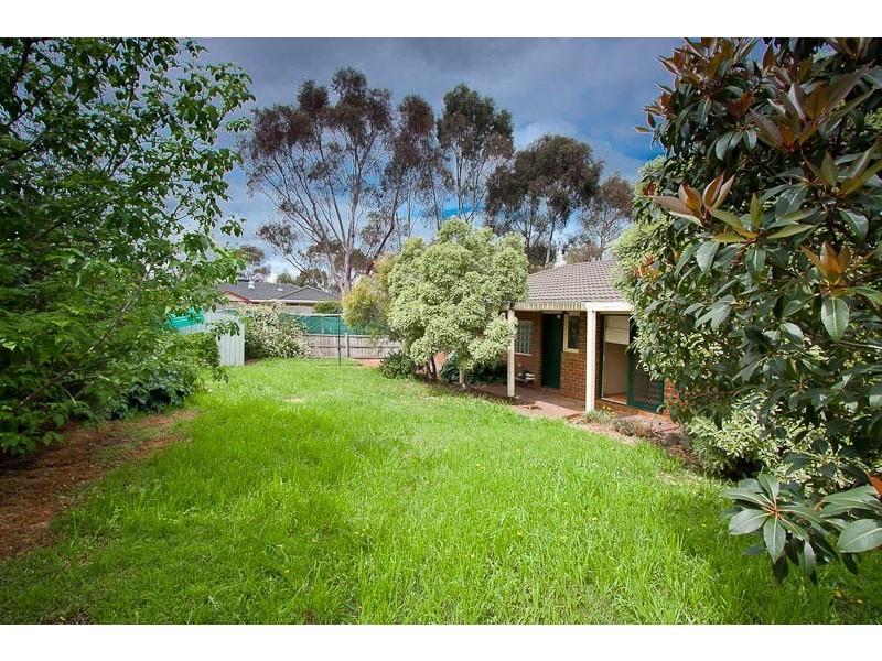 4 Cypress Point Court, Sunbury VIC 3429