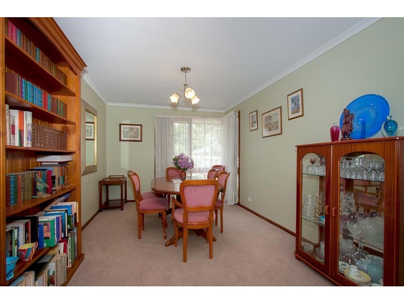 94 Muirfield Drive, Sunbury VIC 3429