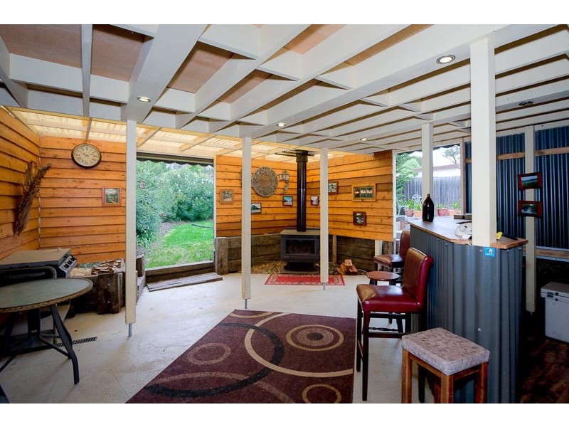 51 Blaxland Drive, Sunbury VIC 3429