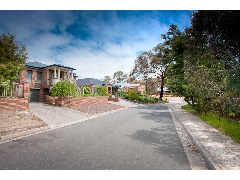 5 Blind Creek Boulevard, Sunbury VIC 3429
