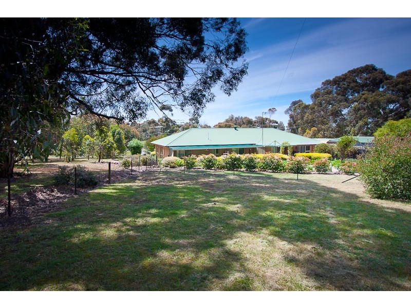 50 Sambell Road, Sunbury VIC 3429