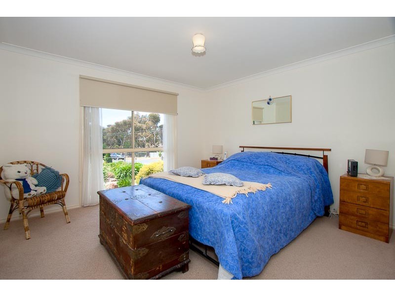 50 Sambell Road, Sunbury VIC 3429