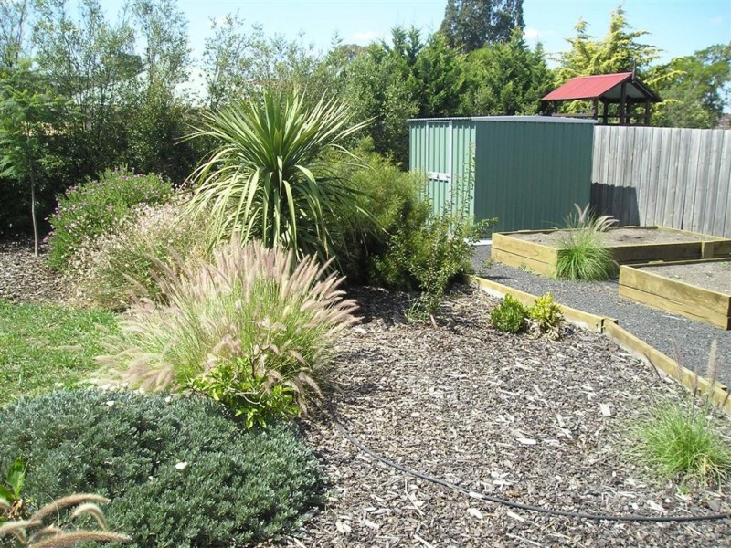 16 DALY CLOSE, Sunbury VIC 3429