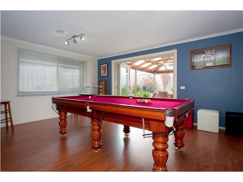 745 ELIZABETH DRIVE, Sunbury VIC 3429