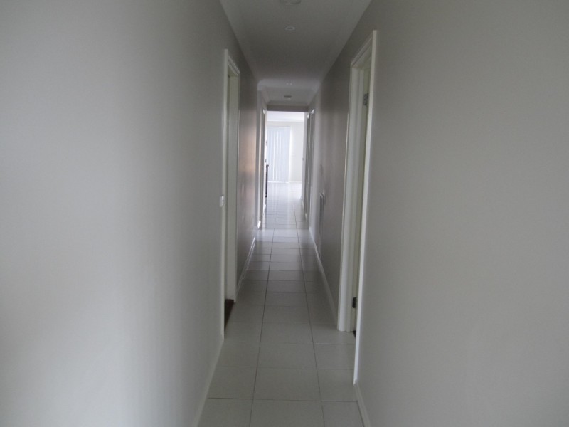 27 KEEPER STREET, Sunbury VIC 3429