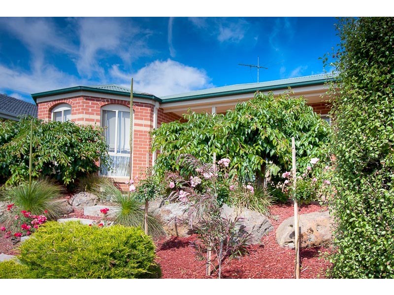 68 Fullbrook Drive, Sunbury VIC 3429