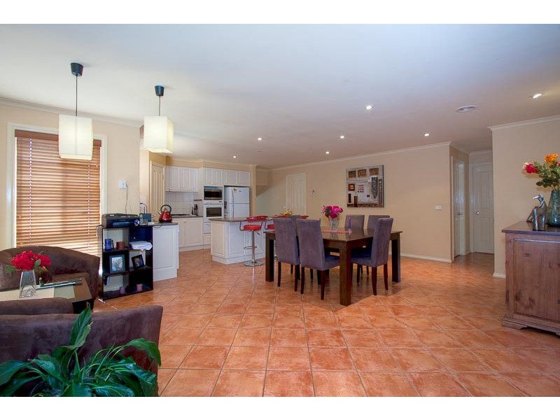 68 Fullbrook Drive, Sunbury VIC 3429