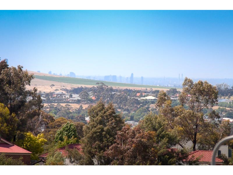 68 Fullbrook Drive, Sunbury VIC 3429