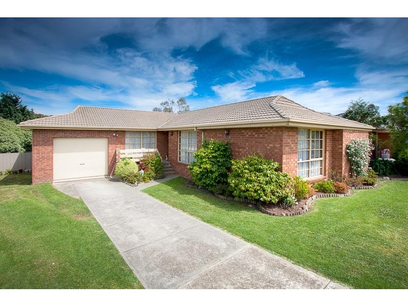 10 Crawford Way, Sunbury VIC 3429