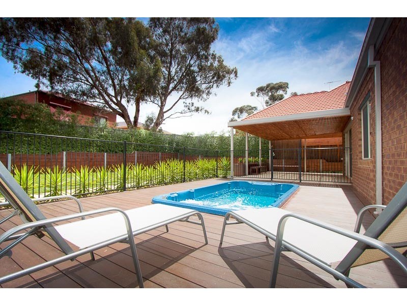 17 Twin Creek Court, Sunbury VIC 3429