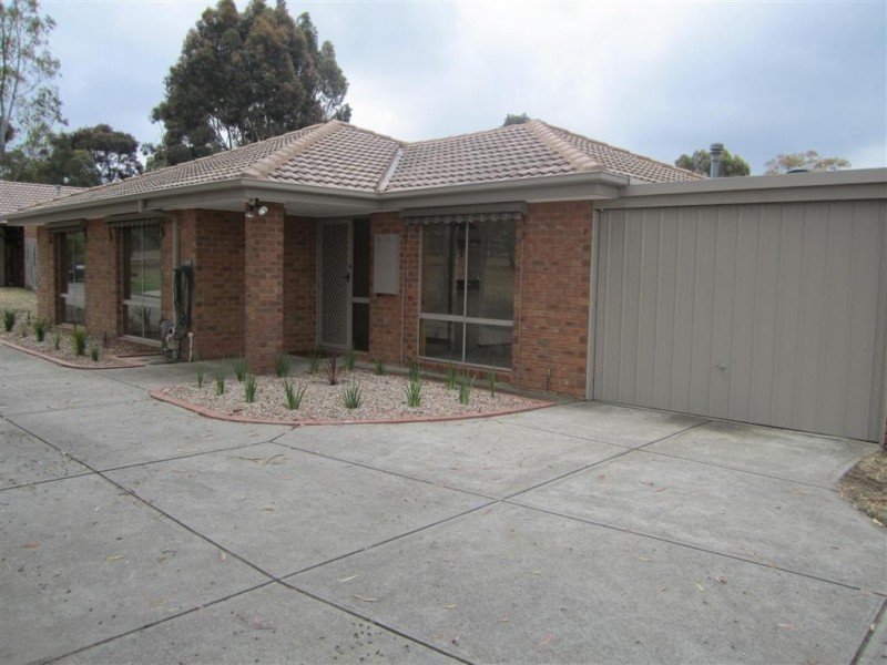 74A PASLEY STREET, Sunbury VIC 3429