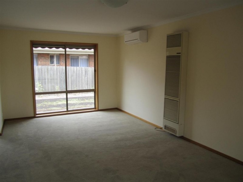 74A PASLEY STREET, Sunbury VIC 3429