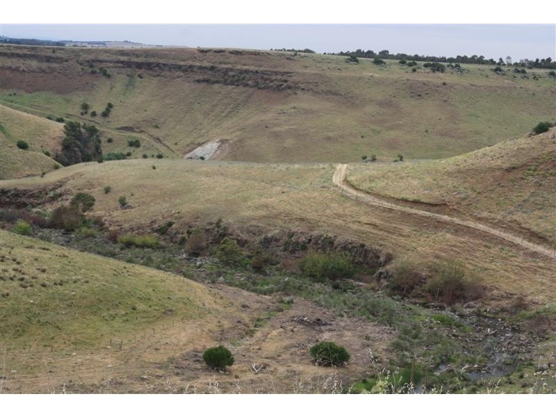 210 Palmer Road, Sunbury VIC 3429