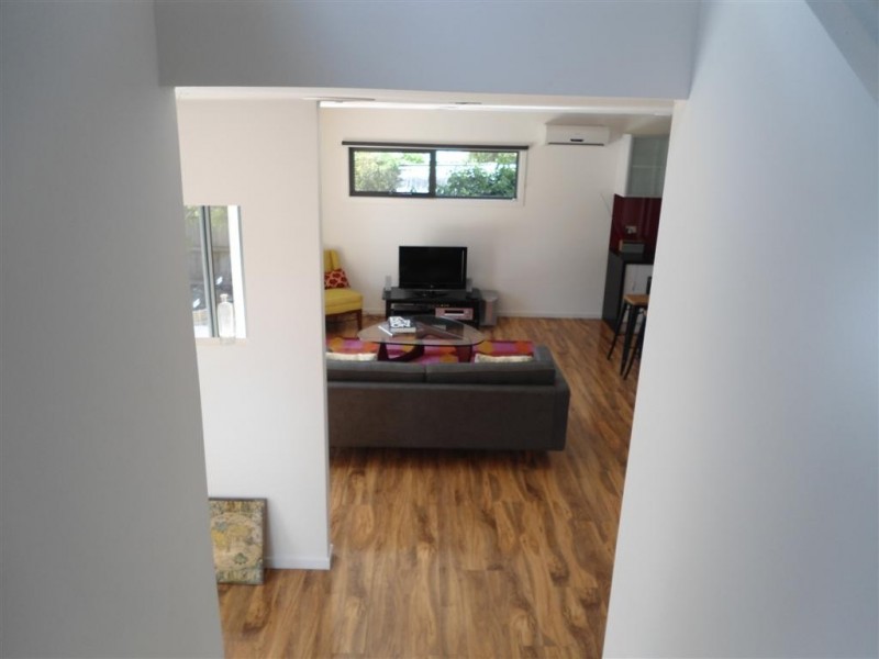 8A EADIE STREET, Sunbury VIC 3429