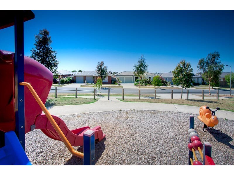 6 Caitlyn Street, Sunbury VIC 3429