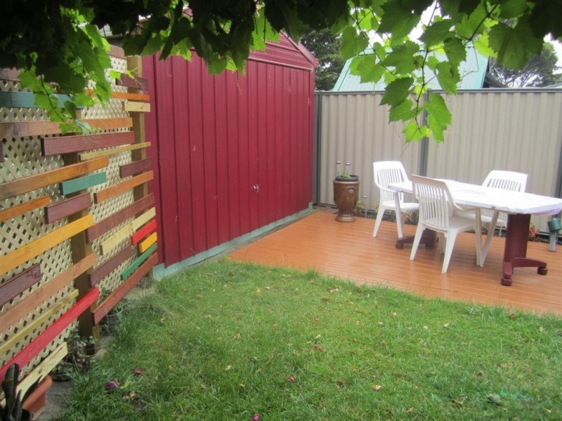 7 CARNOUSTIE DRIVE, Sunbury VIC 3429