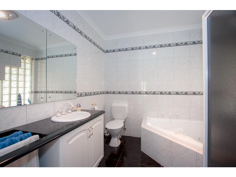 17 Pidgeon Court, Sunbury VIC 3429