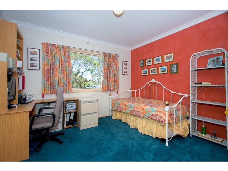 17 Pidgeon Court, Sunbury VIC 3429