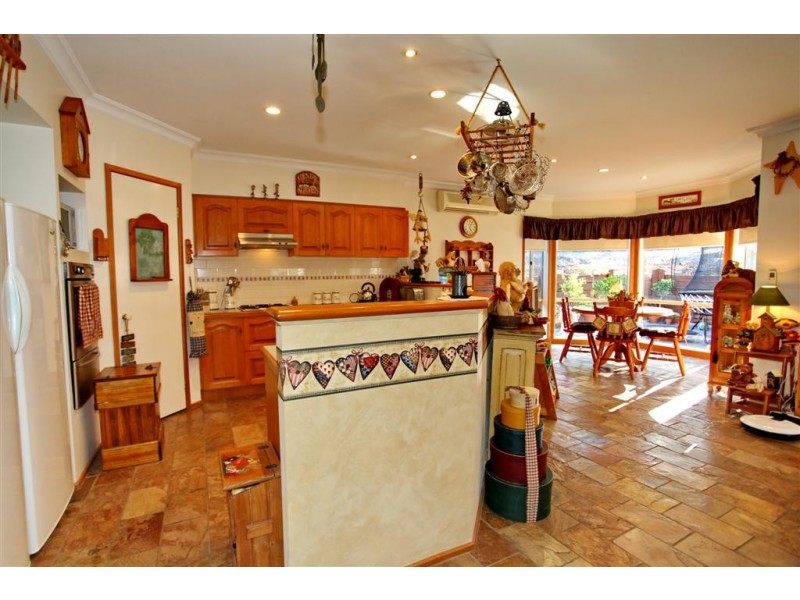29 Fullwood Drive, Sunbury VIC 3429