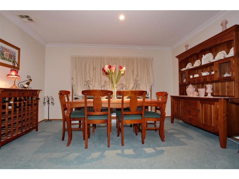 29 Fullwood Drive, Sunbury VIC 3429