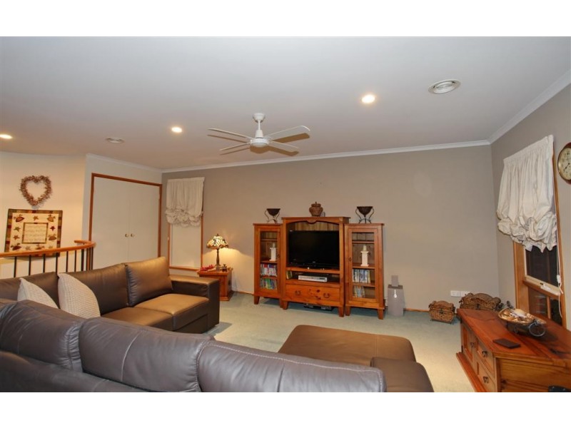 29 Fullwood Drive, Sunbury VIC 3429
