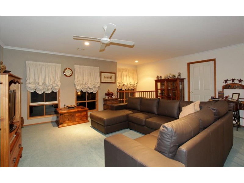29 Fullwood Drive, Sunbury VIC 3429