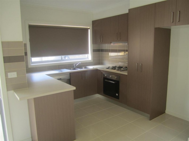 6/9 BANNERMAN COURT, Sunbury VIC 3429