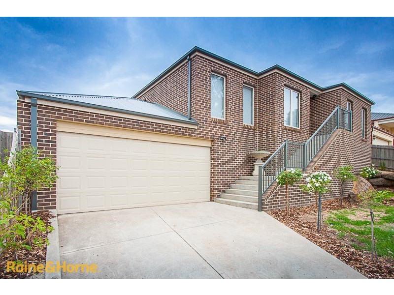 27 Sassafras Drive, Sunbury VIC 3429
