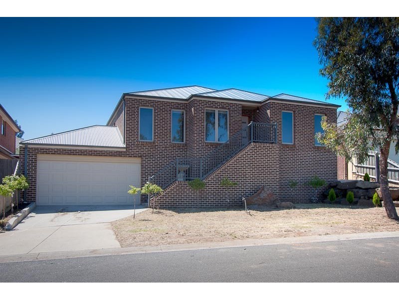 27 Sassafras Drive, Sunbury VIC 3429
