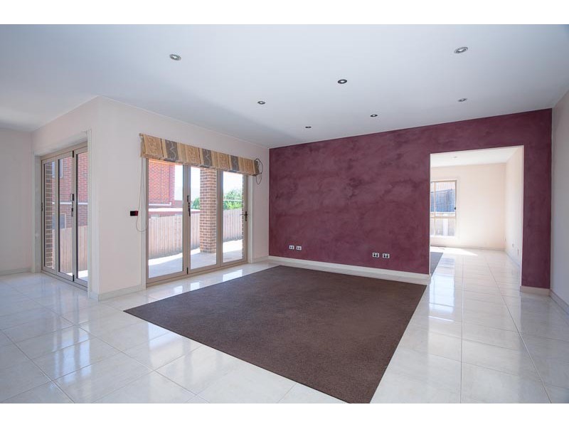 27 Sassafras Drive, Sunbury VIC 3429