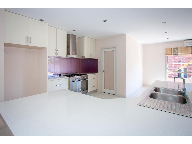 27 Sassafras Drive, Sunbury VIC 3429