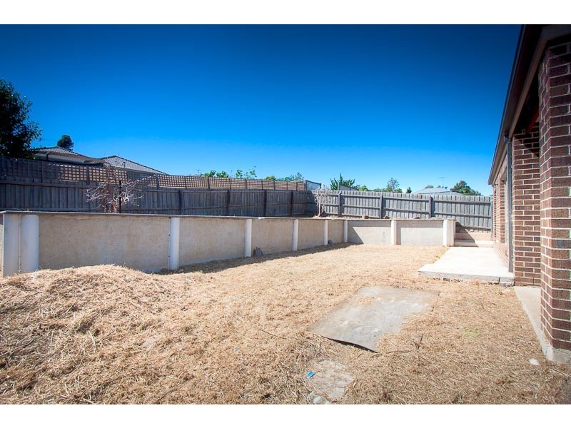 27 Sassafras Drive, Sunbury VIC 3429