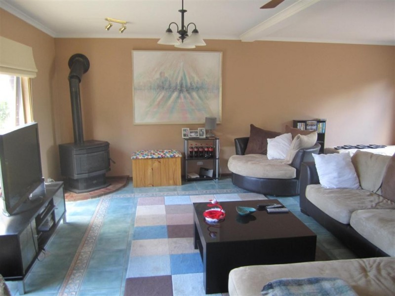 5 OLSON PLACE, Sunbury VIC 3429