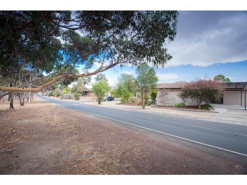 2 Buvelot Place, Sunbury VIC 3429