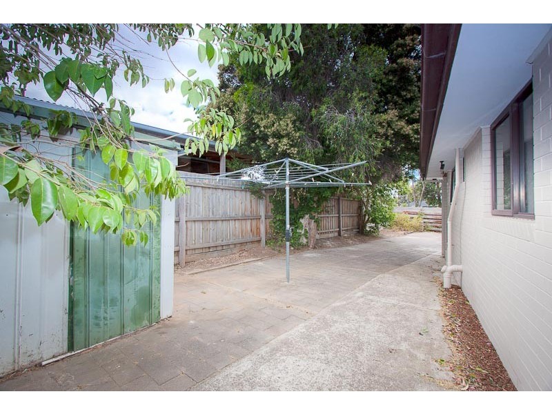 2 Buvelot Place, Sunbury VIC 3429