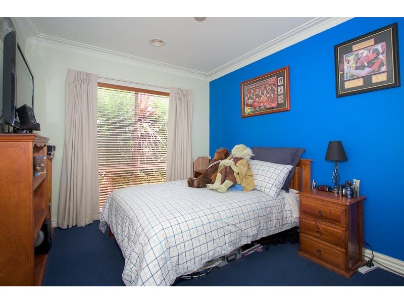 1 Claret Ash Drive, Sunbury VIC 3429