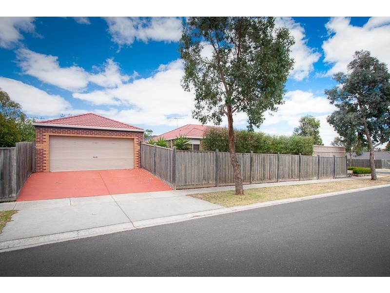1 Claret Ash Drive, Sunbury VIC 3429