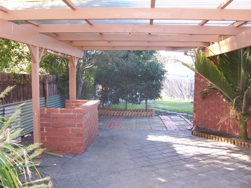7 MINERS CRT, Diggers Rest VIC 3427
