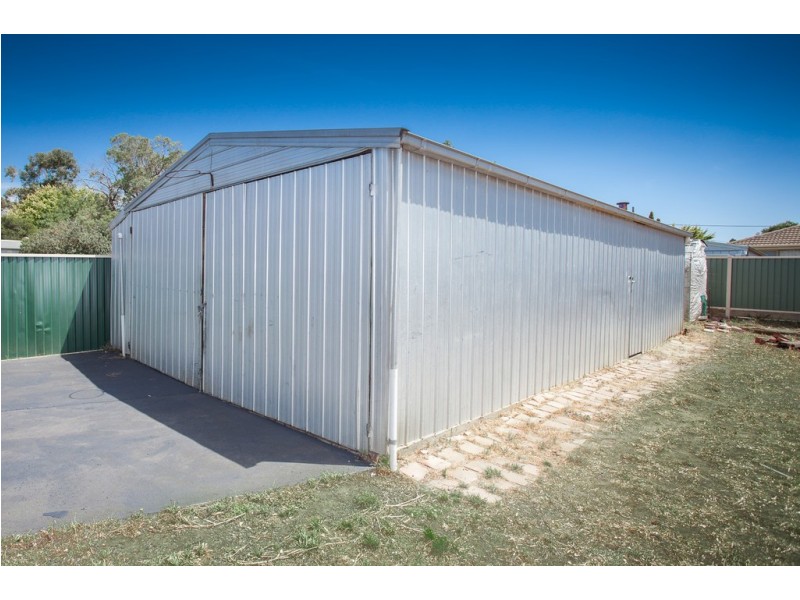 10 Precious Road, Diggers Rest VIC 3427