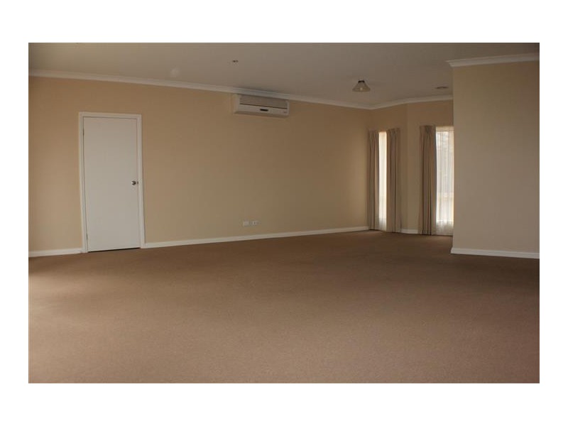 3A Melba Avenue, Sunbury VIC 3429