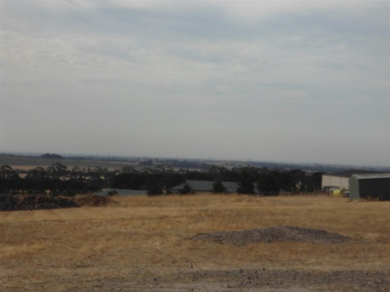 11-15 Napier Street, Sunbury VIC 3429